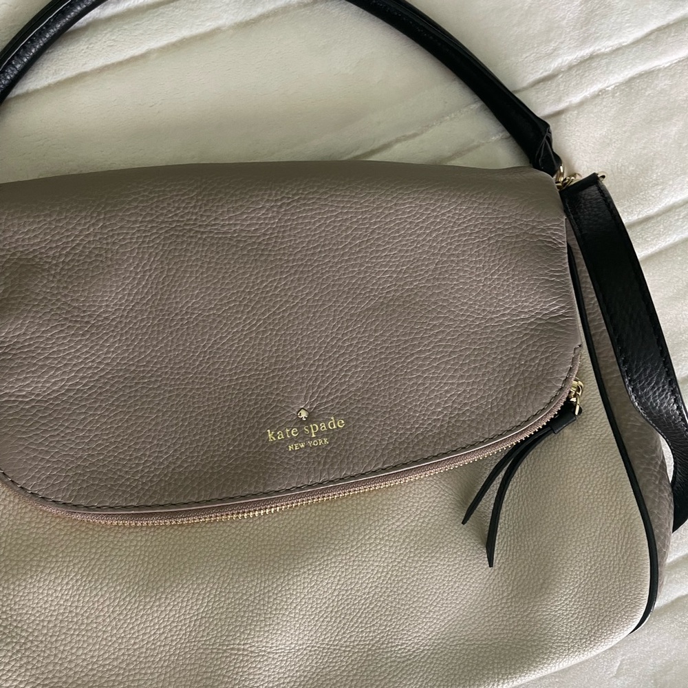 Kate Spade Purse - Picture 9 of 9